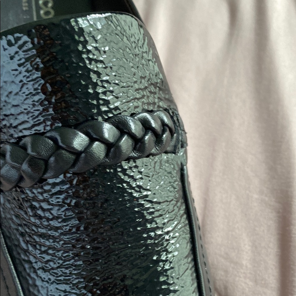 Ecco Black Flats with Textured Leather Finish - Picture 6 of 7